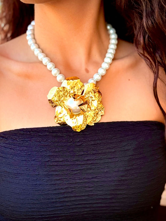 Gold flower necklace